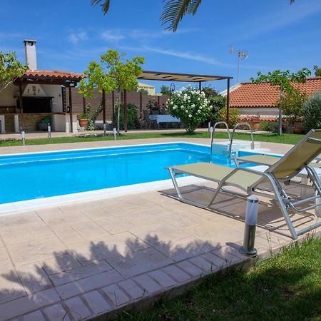 Vila Artemis Riviera Exteriér fotografie