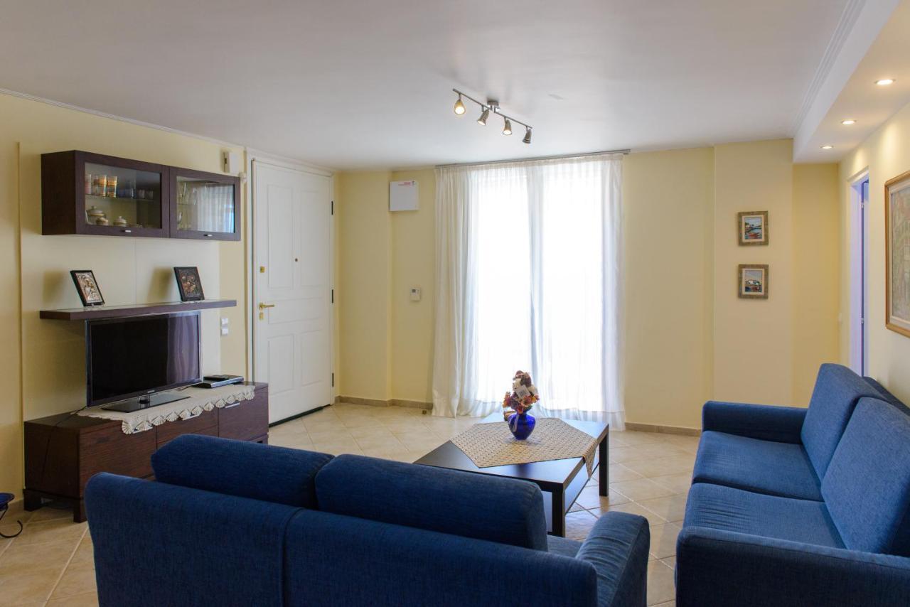 Vila Artemis Riviera Exteriér fotografie