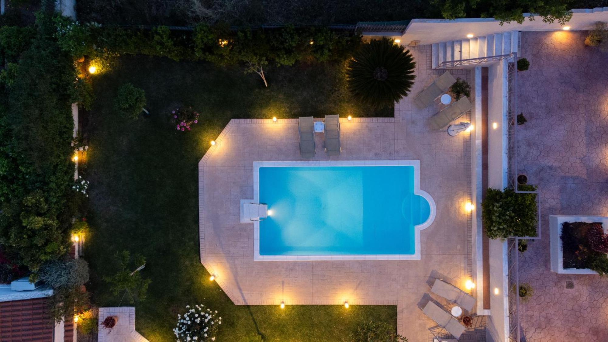 Vila Artemis Riviera Exteriér fotografie